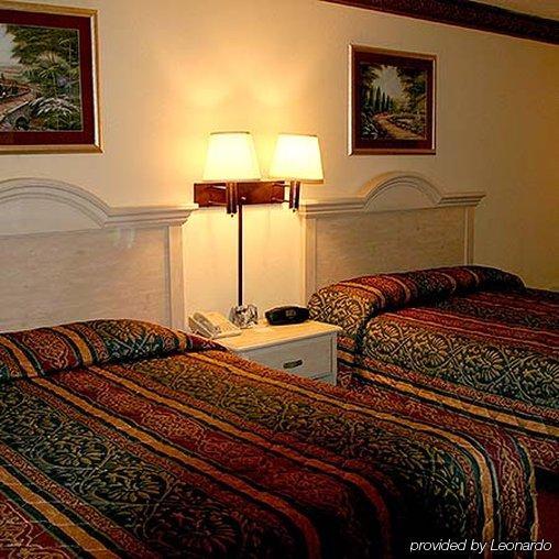 Travelodge - Cincinnati Sharonville Esterno foto